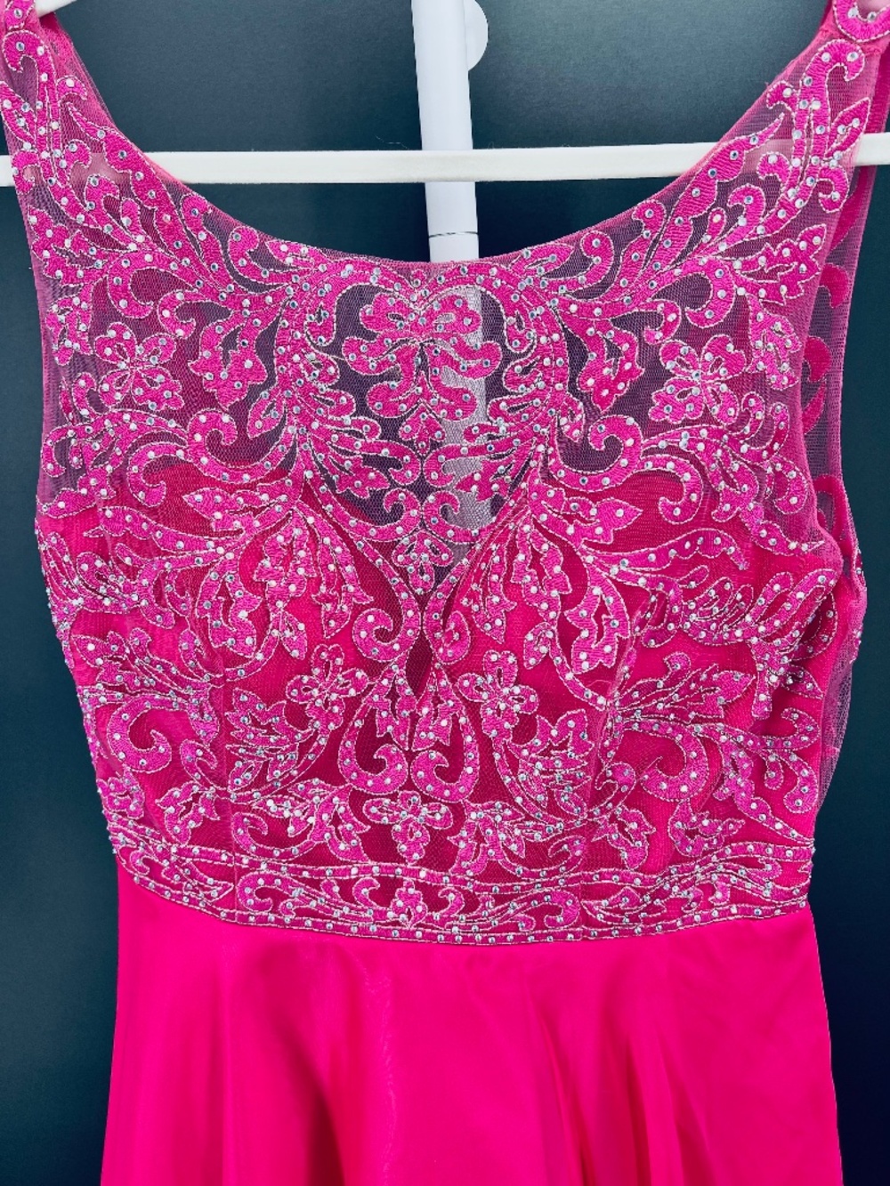 Juliet - NWT - Fuschia Homecoming Dress with sequined top, layered chiffon skirt